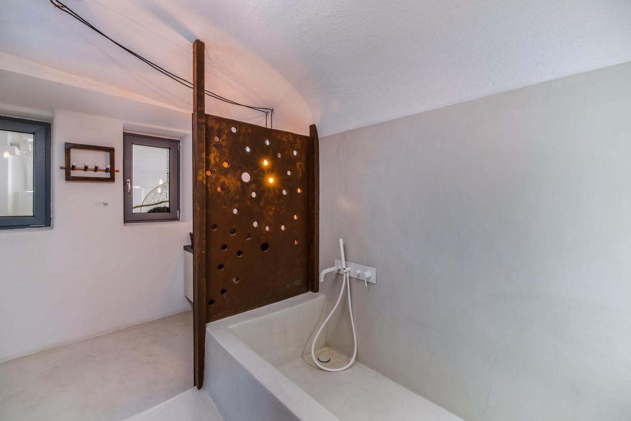 Solstice Luxury Suites Oia  Esterno foto